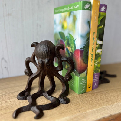 Selections Cast Iron Octopus Decorative Bookends (Set Of 2) - image 1