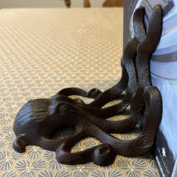 Selections Cast Iron Octopus Decorative Bookends (Set Of 2) - thumbnail 6