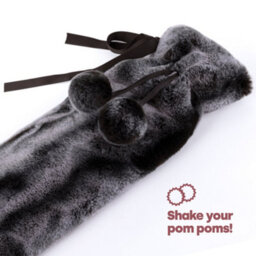 Livivo 2L Extra Long Hot Water Bottle With Soft Removable Faux Fur Washable Cover For Full Body Pain Relief Warmth & Comfort Grey - thumbnail 4