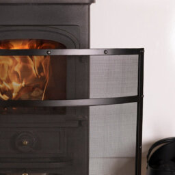 Charles Bentley Hornbeam Fireguard Iron Contemporary Curved Design Black Boarder Silver Mesh - thumbnail 3