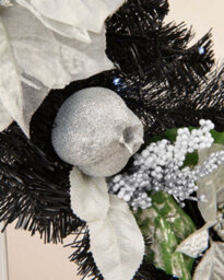 WeRChristmas 6Ft Pre Lit Decorated Frosted Christmas Garland White And Silver Design - thumbnail 6