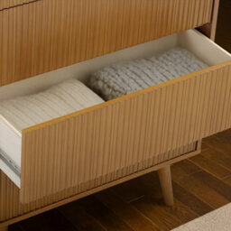 Teamson Home Tremolo Chest Of Drawers 4 Fluted Push-Open Drawer Bedroom Dresser, Natural - thumbnail 4