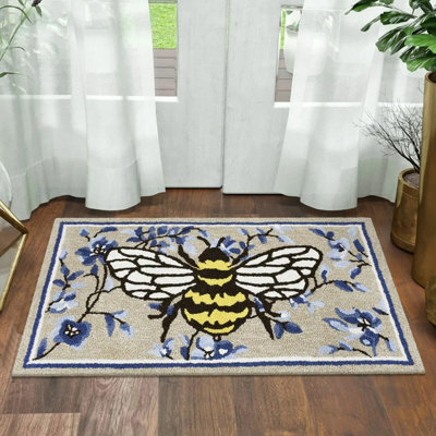 Xample Spring Bee Hooked Accent Rug 56X97Cm Memory Foam Polypropylene Non Slip Hand Hooked Soft Indoor Decorative Mat - image 1