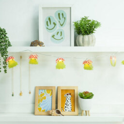 Fizz Creations Maurice Mushroom Frog Led String Lights Battery Powered - thumbnail 3