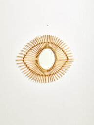 Orsina Natural Rattan Eye Shapped Wall Mirror, Rattan Frame Large Wall Mirror, Unique Wooden Frame Mirror - thumbnail 3