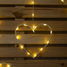 Samuel Alexander 1.2 X 1.2M Light Up Christmas Heart Curtain Lights With 229 Warm White Leds - thumbnail 6