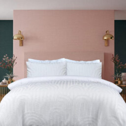 Smart Living Luxury Hotel Quality Reversible Tufted Arch Duvet Cover With Pillowcases - thumbnail 1