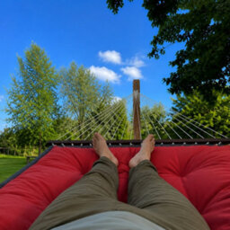 Amazonas The Fat Padded Hammock & Wooden Stand Set - Red - thumbnail 6