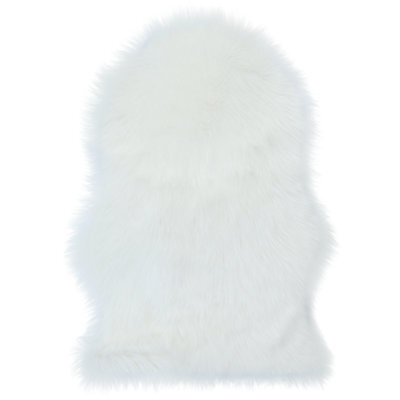 GoodHome Hegoa White Faux Fur Effect Small Rug, (L)90Cm X (W)60Cm - image 1