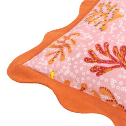 Furn. Coral Scalloped Polyester Filled Cushion - thumbnail 4