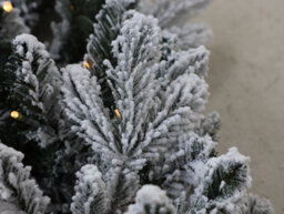 Outdoor Living (NW) Ltd 270Cm Premium Mixed Branch Pre-Lit Snow Filled Christmas Garland - With Timer - thumbnail 2