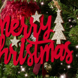 Melody Maison Large Dark Red Velvet & Gold Glitter 'merry Christmas' Hanging Sign Decoration - thumbnail 3