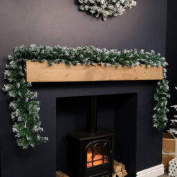 Samuel Alexander 2.7M Snowy Green Christmas Garland With 260 Snow Tipped Christmas Garland Decoration - thumbnail 1
