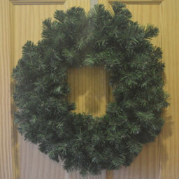 Samuel Alexander 45Cm Plain Green Colorado Christmas Door Wreath With Pvc Tips - thumbnail 1