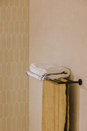 Cosmic Towel Rack And Towel Shelf, Matt Black, 60Cm, Hidden Fixings, Anti-Corrosion, Start Collection - thumbnail 4