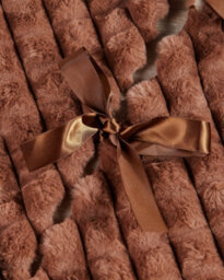 Werchristmas Espresso Faux Fur Diamond Tree Skirt 122 Cm - thumbnail 5