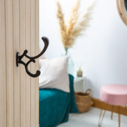 Hammer and Tongs Hammer & Tongs Ornamental Hat & Coat Hook - W30mm X H130mm - Black - thumbnail 5