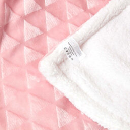 Homescapes Blush Pink Geometric Triangle Velvet Throw, 160 X 200 Cm - thumbnail 6