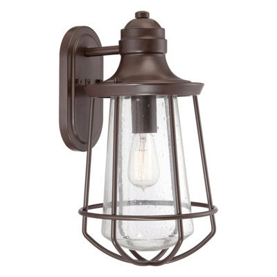 Stylish Outdoor Ip44 Wall Light In Western Bronze With Led E27 Bulb