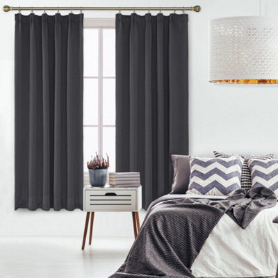 Deconovo Blackout Curtains Super Soft Thermal Curtains Pencil Pleat Curtains For Bedroom 52X72 Inch Dark Grey 2 Panels