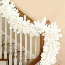 9Ft Bushy Christmas Garland White Wreath - thumbnail 4