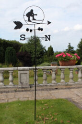 Garden Market Place Weathervane- Skier Steel Weathervane With Ground Spike And Wall Fixing. - thumbnail 3