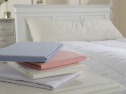 "Long Bolster Body Pillow - Duck Feather Filling, Cotton Casing - Pillow With Polycotton Pillowcase (Double, 4Ft 6"", White)" - thumbnail 3