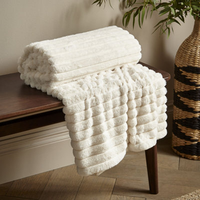Catherine Lansfield Cosy Ribbed Faux Fur Blanket Throw Cream - image 1
