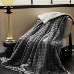 Living And Home Soft Thickened Warm Milk Velvet Lambskin Green Double Used Washable Blanket 200Cm W X 150Cm D - thumbnail 2