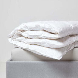 Homescapes 10.5 Tog Duvet Duck Feather And Down Single Duvet/quilt For Autumn Anti Allergy Washable, Rds & Oeko-Tex Certified - thumbnail 2