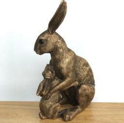 "Animal Crackers Large (25.5Cm /10"" High) Bronze Effect Sitting Hare With Baby Figurine From The Leonardo Reflections Bronzed Range, Gift Boxed." - thumbnail 4