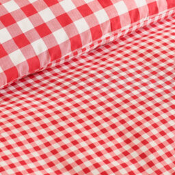 Catherine Lansfield Bamford Gingham Check Reversible King Duvet Cover Set With Pillowcases Red - thumbnail 4