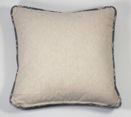 Esselle Home Lucien Trail Navy/taupe Cushion