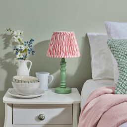 Luminosa Lighting Luminosa Bibury Satin Cotswold Green Paint Table Lamp With Coral Pink Fabric Ripple Shade 20Cm B22 - thumbnail 3