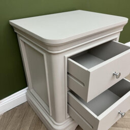 Elm Home And Garden Painted Light Grey 2 Drawer Bedside Cabinet Night Stand Table Fully Assembled 55Cm Wide X 64Cm High X 42Cm Dee - thumbnail 6