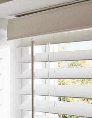 Wood Venetian Blinds 50mm Wide Slat 83Cm W X 150Cm Drop New In Box - image 1
