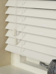 Wood Venetian Blinds 50mm Wide Slat 83Cm W X 150Cm Drop New In Box - thumbnail 4