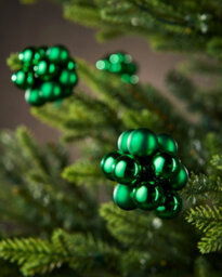WeRChristmas Christmas Green Glass Berry Cluster Christmas Baubles, 10 Pack - thumbnail 3