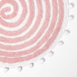 Homescapes Spiral Blush Pink Cotton Bath Mat With Pom Pom Edges - thumbnail 4
