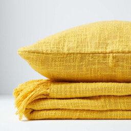 Homescapes Nirvana Cotton Yellow Rectangular Cushion Cover, 30 X 50 Cm - thumbnail 5