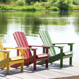 Beliani Garden Chair Green Weatherproof Modern Wood-Look - Wide Armrests, Angled Back, Contoured Seat - thumbnail 1