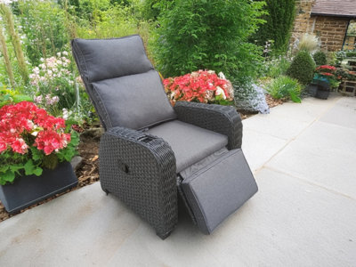 UK Leisure World Rattan Recliner Wicker Garden Outdoor Sun Lounger Chair Chair Sofa Furniture Patio Grey - image 1