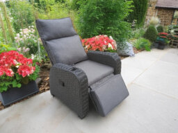 UK Leisure World Rattan Recliner Wicker Garden Outdoor Sun Lounger Chair Chair Sofa Furniture Patio Grey