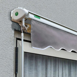 Primrose Awnings 3.5M X 2.5M Retractable Manual Half Cassette Silver Awning Outdoor Patio Canopy - thumbnail 2