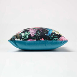 Homescapes Floral Garden Parrot Filled Velvet Cushion 46 X 46 Cm - thumbnail 4