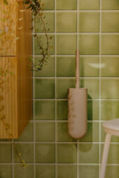 Cosmic Toilet Brush, Wall Mounted, Black, Award-Winning Design, Geyser Collection - thumbnail 4