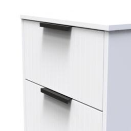 Imola Ready Assembled Matt White No Effect 3 Drawer Wide Bedside Chest (H)726mm (W)450mm (D)395mm - thumbnail 3