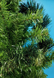 Decoris Pine Green Christmas Tinsel Garland 2.7M Black Shiny Christmas Tree Tinsel - thumbnail 4