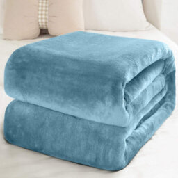 Ameha Fleece Plain Blanket, Lightweight & Reversible Throw For Travel, Bed & Sofa Blanket, Light Blue King 200X240Cm - thumbnail 3