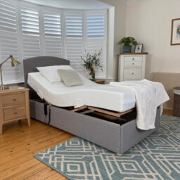 Backcarebeds Majestic Adjustable Electric Bed 4Ft Small Double - Headboard 1A